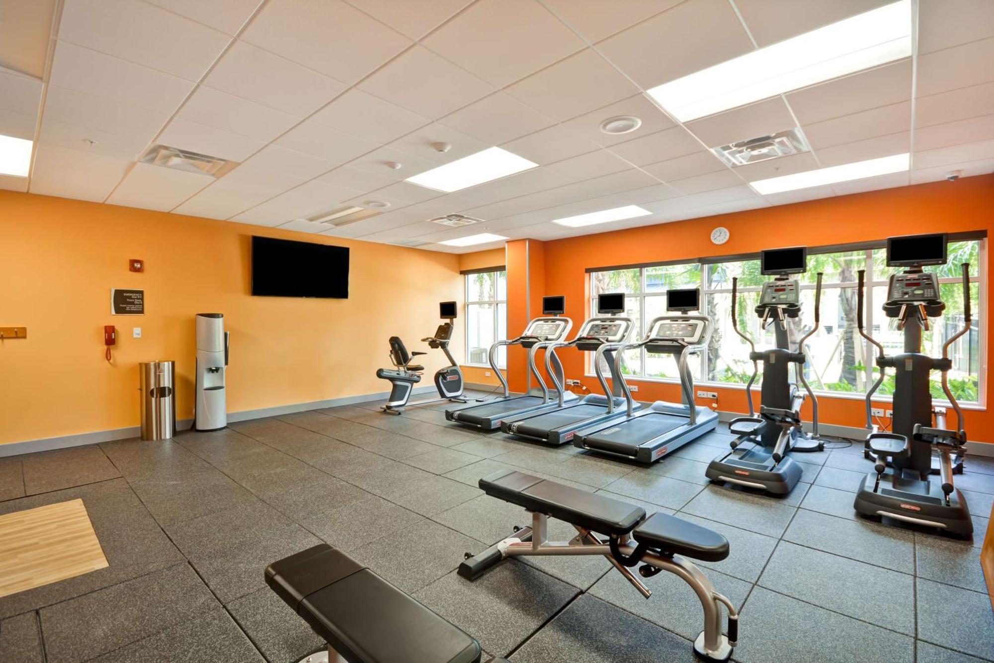 Homewood Suites By Hilton Orlando Theme Parks Williamsburg Екстер'єр фото